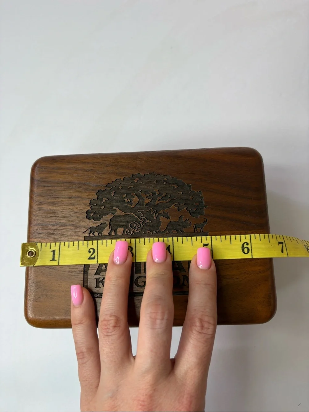 VNTG Disney Animal Kingdom Wooden Engraved Trinket Storage Keepsake‎ Jewelry Box